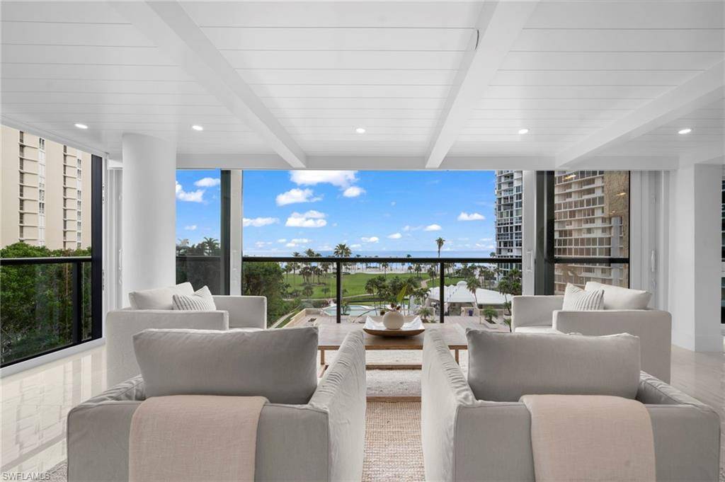 Naples, FL 34103,4031 Gulf Shore BLVD N #5A