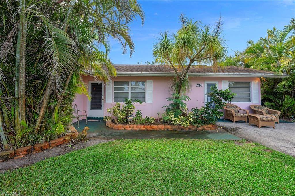 Naples, FL 34103,1246 Hilltop DR