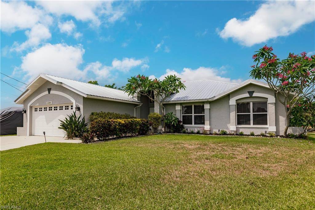 North Fort Myers, FL 33917,330 Bamboo DR