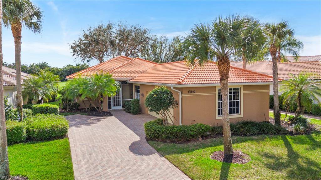 Bonita Springs, FL 34135,13610 Southampton DR