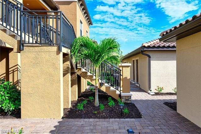 Naples, FL 34119,9365 Pocida CT #102