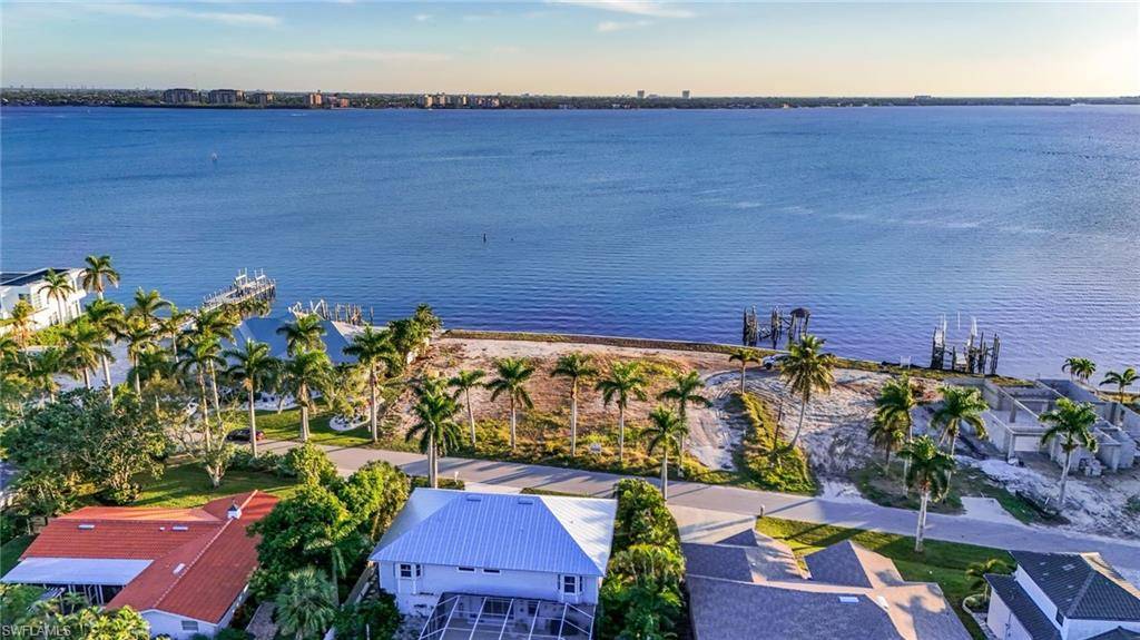 Cape Coral, FL 33904,648 Coral DR