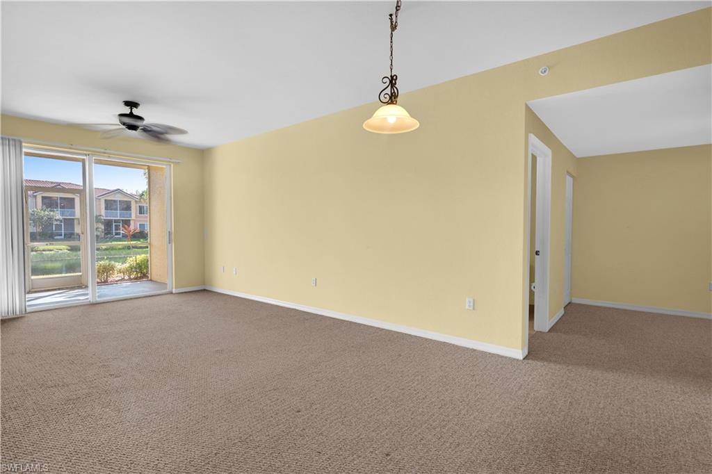 Estero, FL 33928,20131 Estero Gardens CIR #105