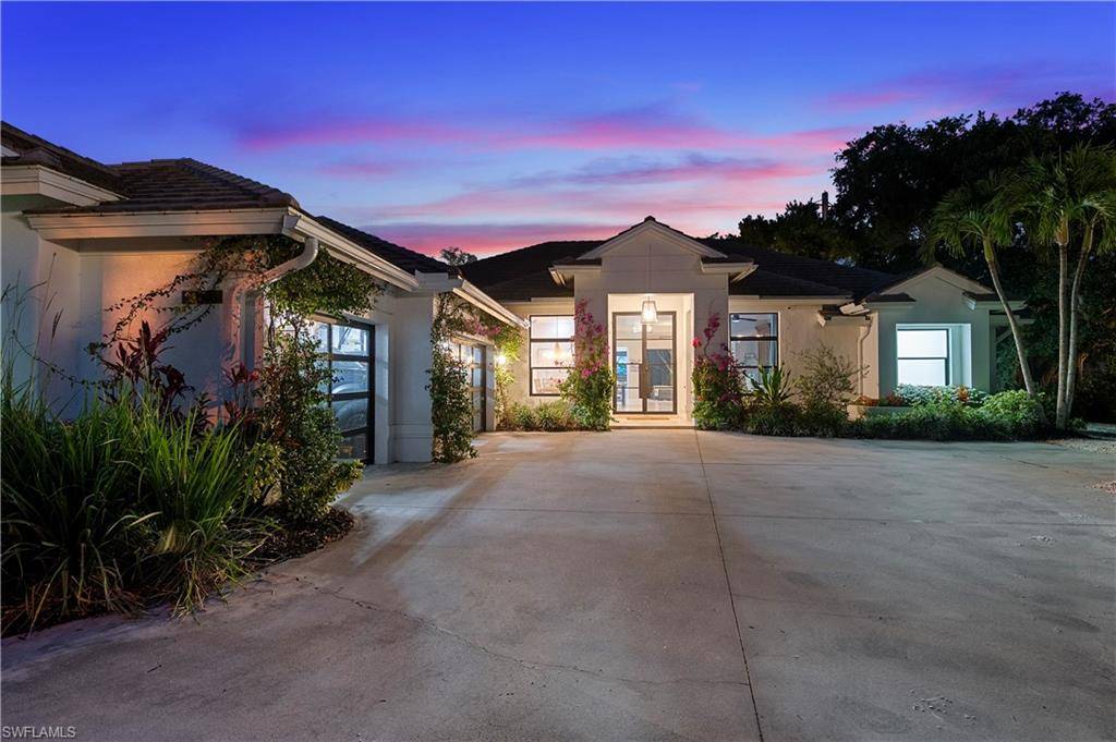 Naples, FL 34109,8133 Ronda CT