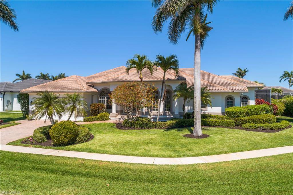 Marco Island, FL 34145,9 Acorn CT