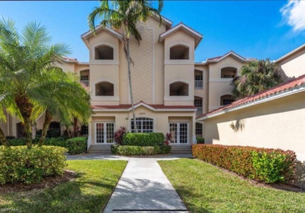 Naples, FL 34112,4650 Yacht Harbor DR #132
