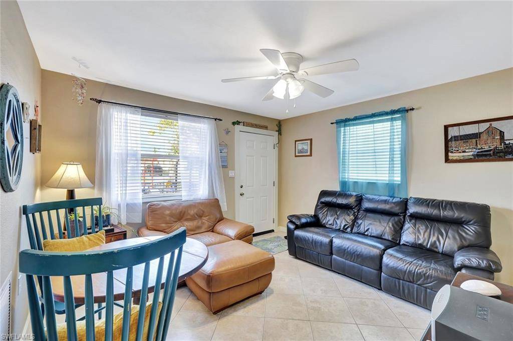 Naples, FL 34108,530 92nd AVE N