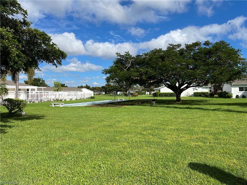 Fort Myers, FL 33919,1359 Myerlee Country Club BLVD