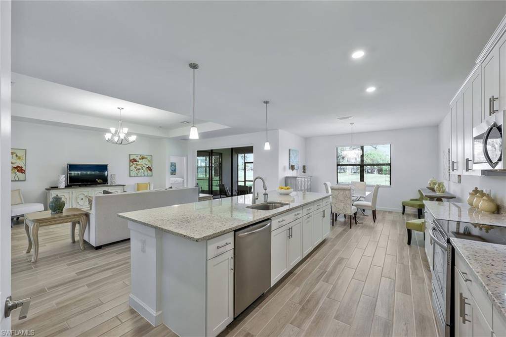 Naples, FL 34120,1821 Lema CT