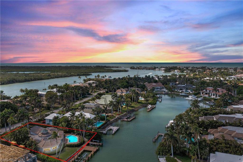 Naples, FL 34102,989 Admiralty Parade E #E