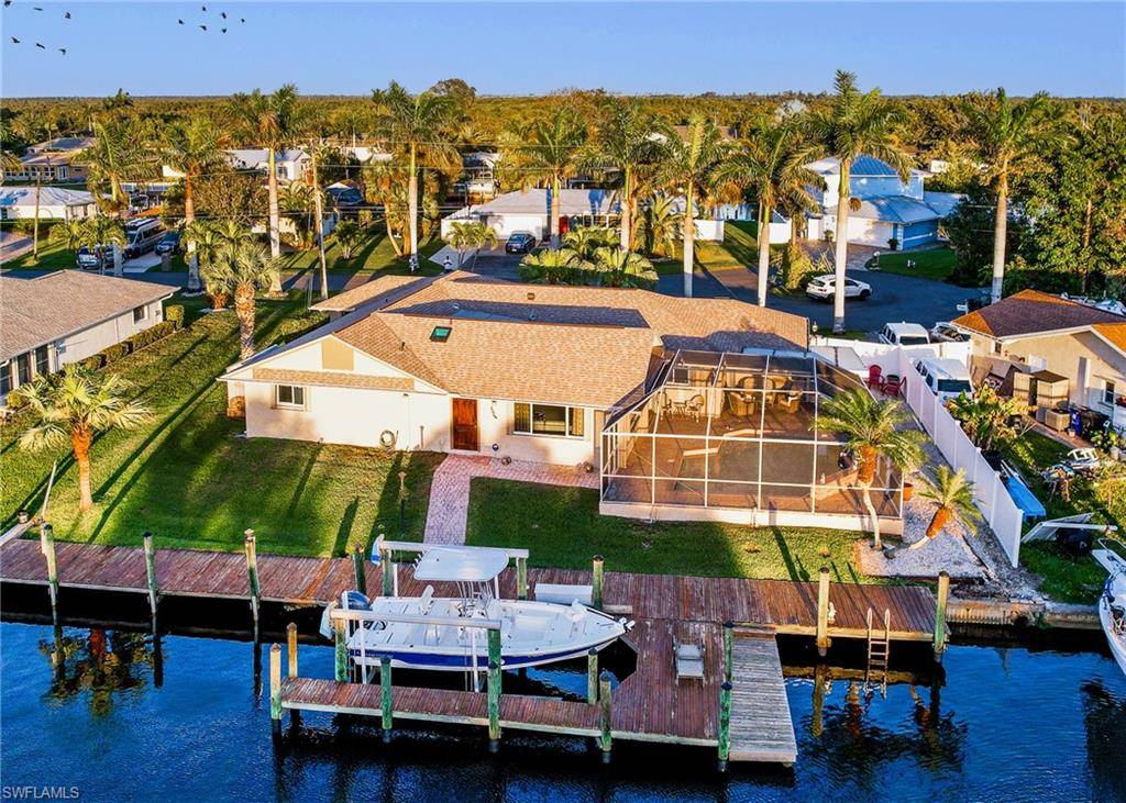 North Fort Myers, FL 33917,2151 Cape WAY