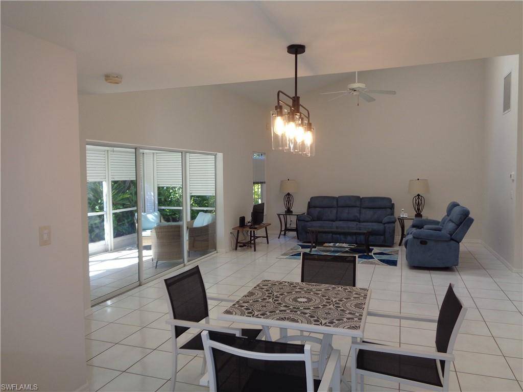 Naples, FL 34119,264 Perignon PL #11-3