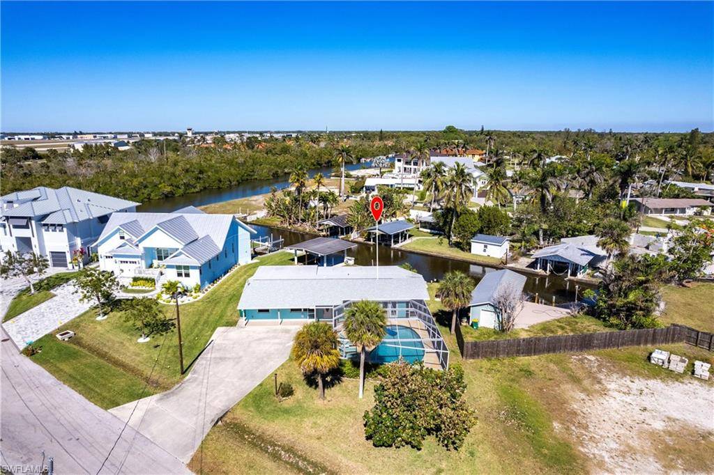 Naples, FL 34104,1159 Holiday LN