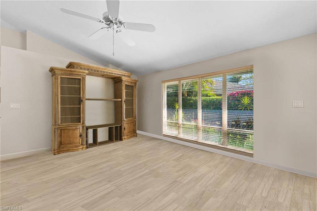 Naples, FL 34109,10164 Boca CT