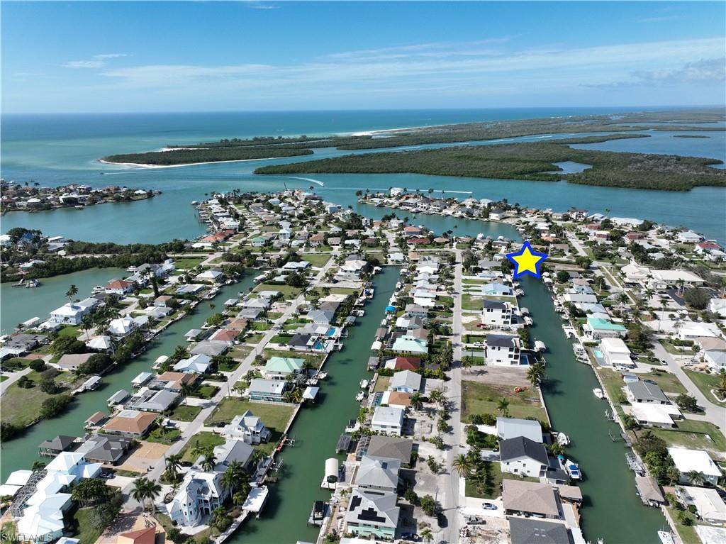 Naples, FL 34113,147 Capri BLVD