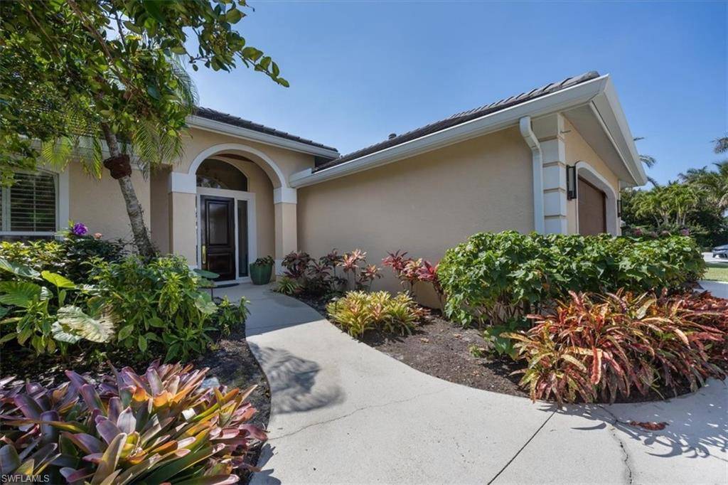 Naples, FL 34103,600 Port Side DR