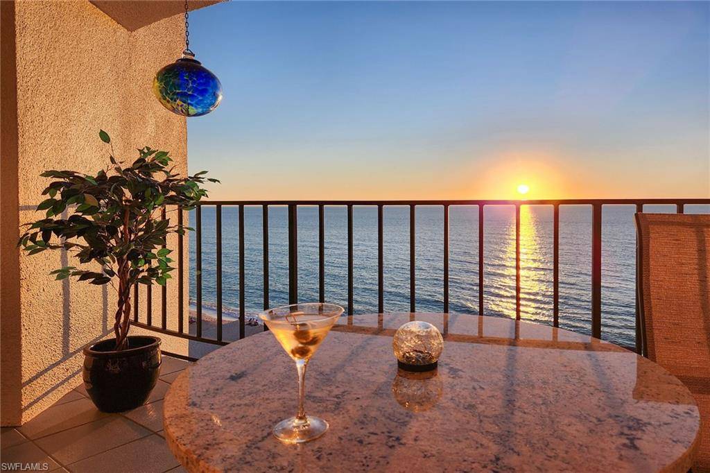 Naples, FL 34103,3951 Gulf Shore BLVD N #601