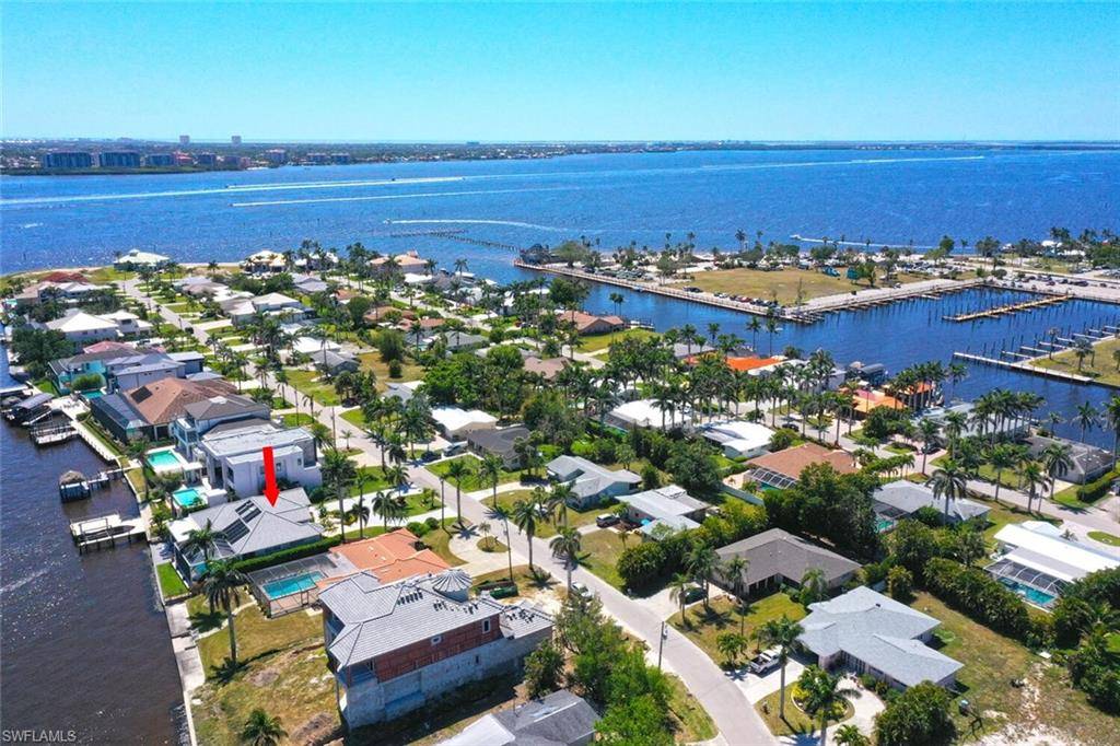 Cape Coral, FL 33904,5727 Riverside DR