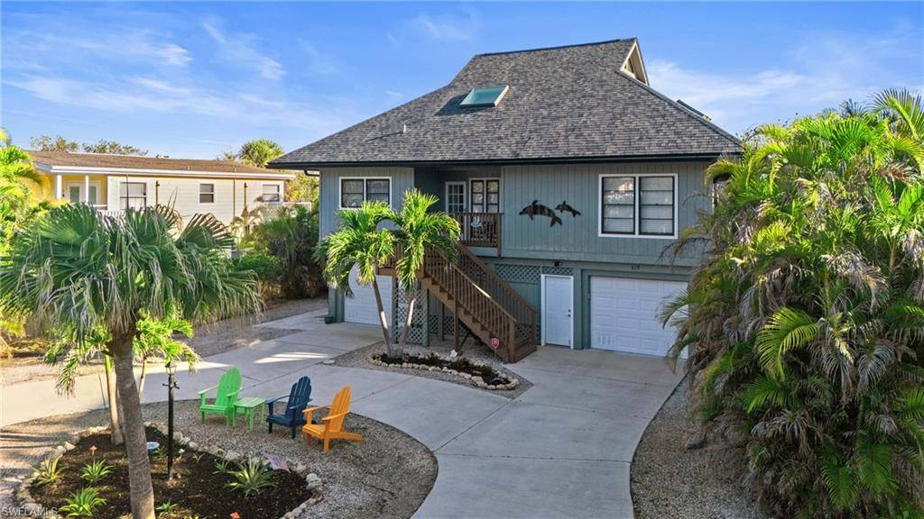 Fort Myers Beach, FL 33931,319 Nature View CT