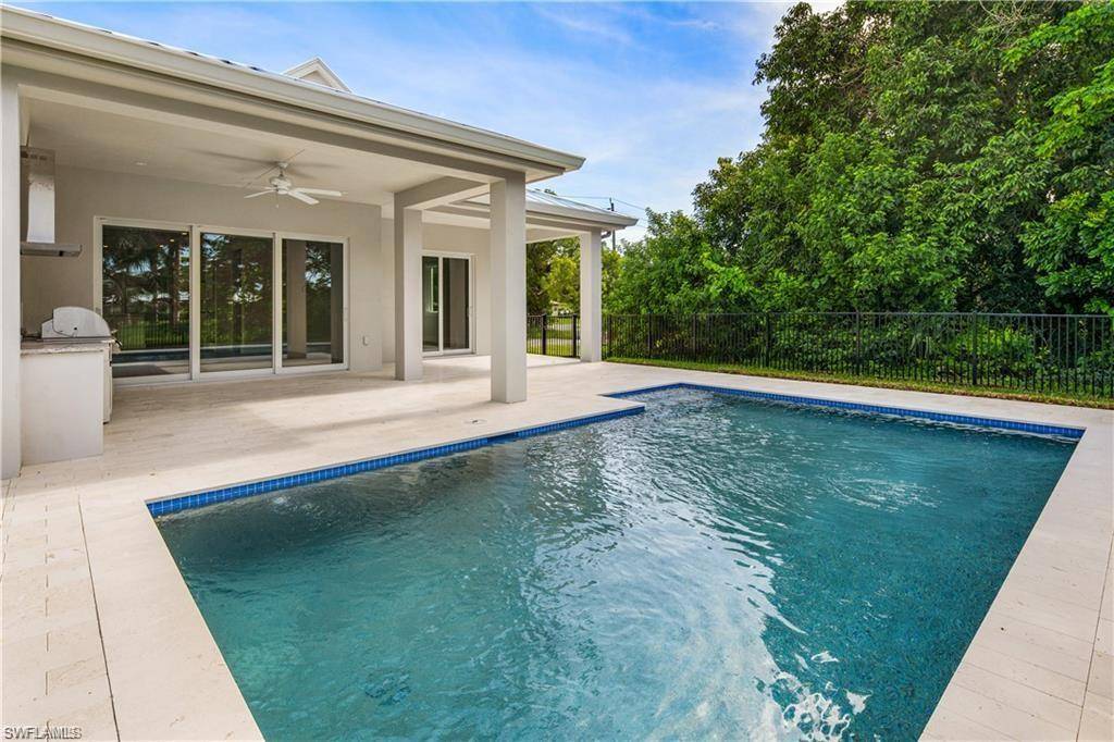 Naples, FL 34103,1136 Trail Terrace DR