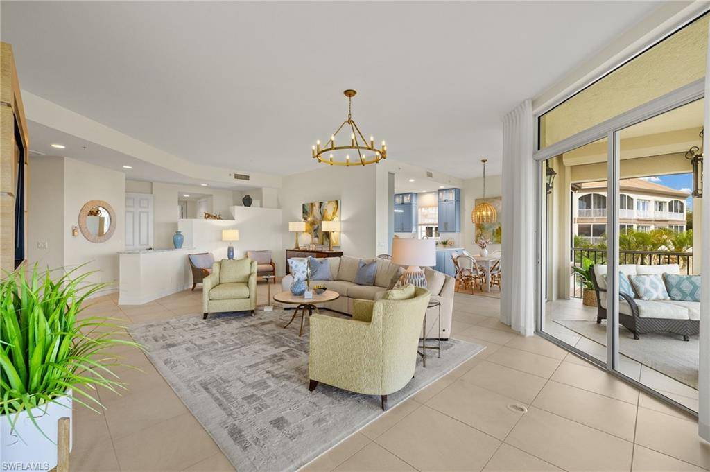 Naples, FL 34112,1560 STAR POINT LN #3-301