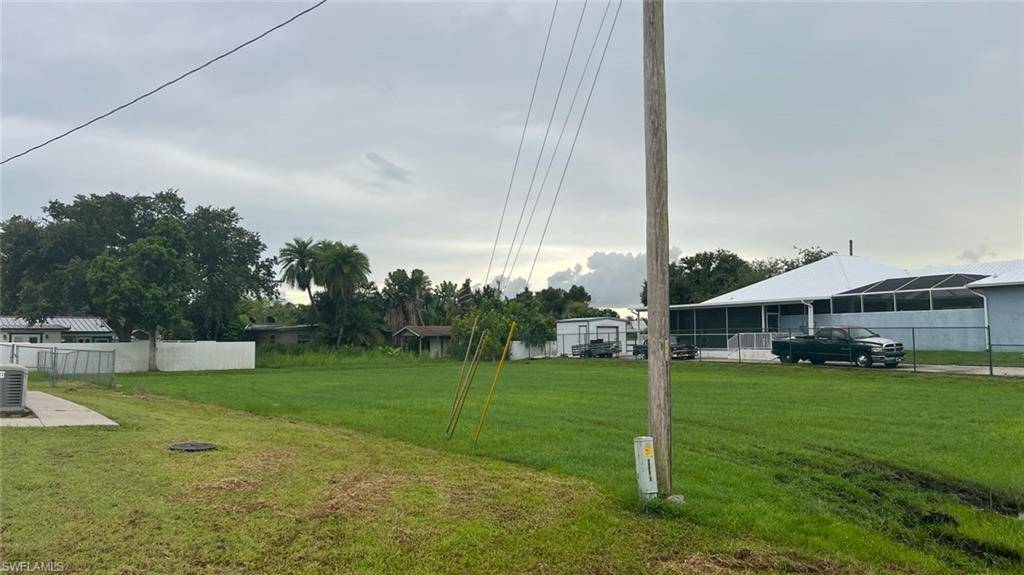North Fort Myers, FL 33917,244 E Mariana AVE