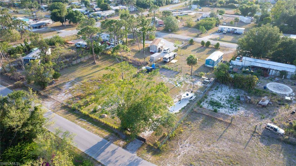North Fort Myers, FL 33917,8326 Nault RD