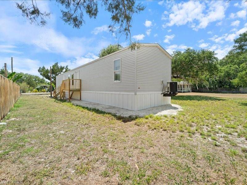 Moore Haven, FL 33471,1038 Canopy LN