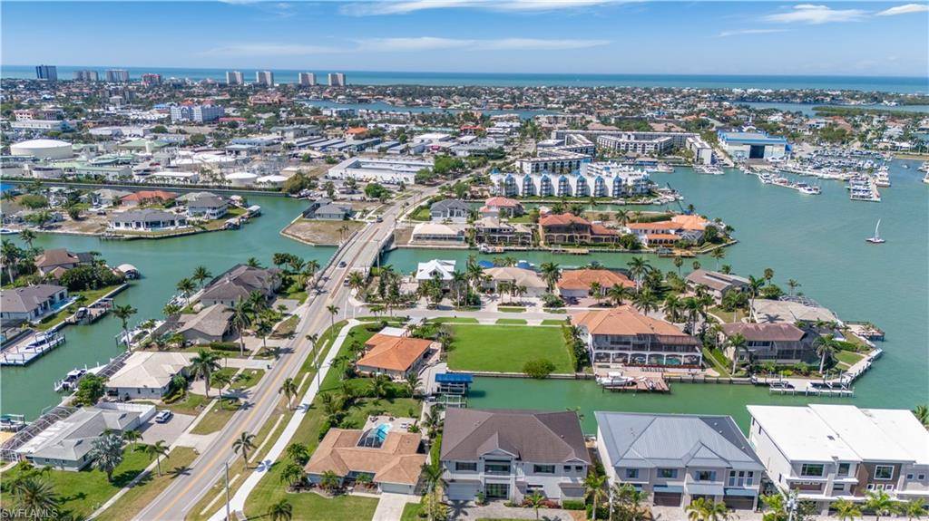 Marco Island, FL 34145,1211 Butterfly CT