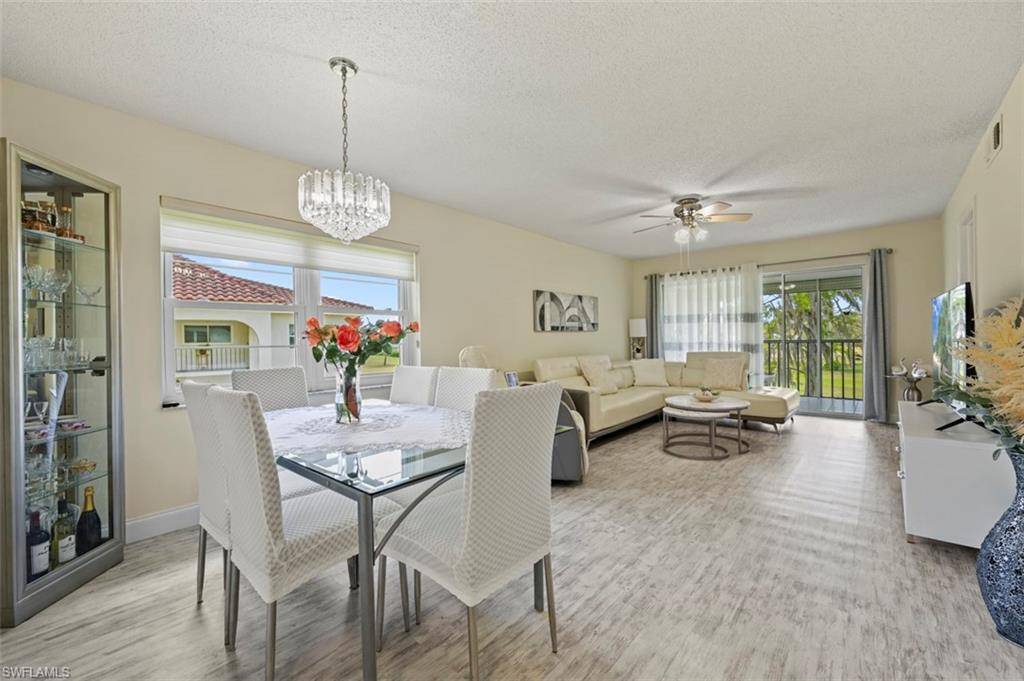 Naples, FL 34105,1055 Forest Lakes DR #E210