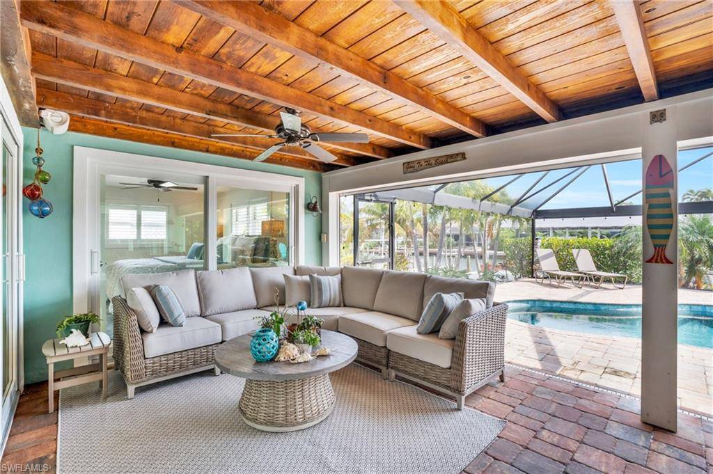 Fort Myers Beach, FL 33931,11 Sunview BLVD