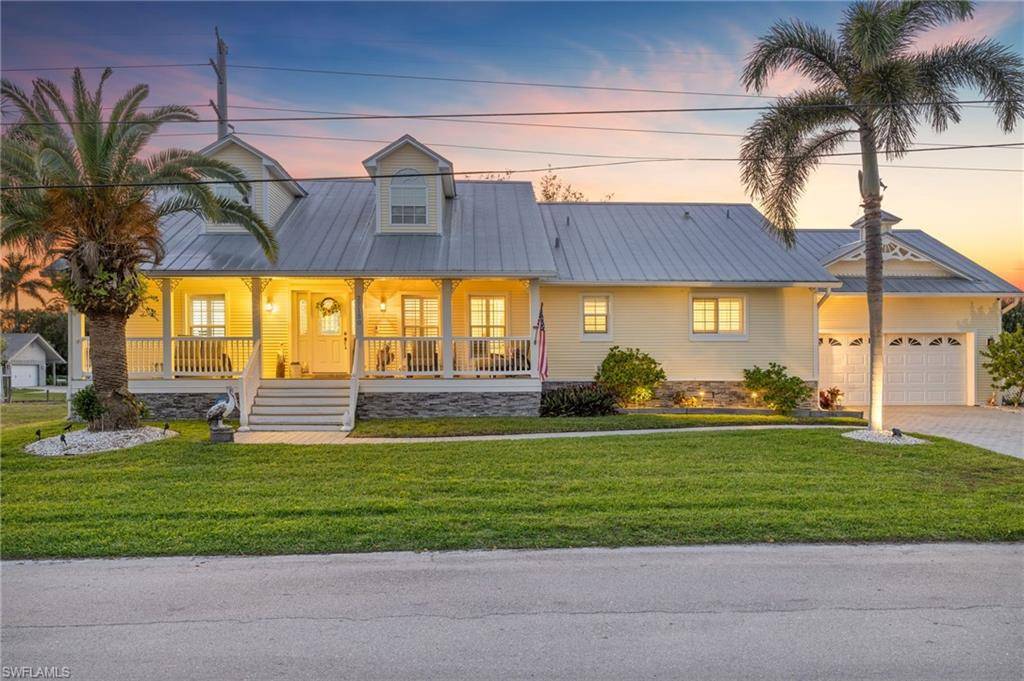 Bonita Springs, FL 34135,27130 Holly LN