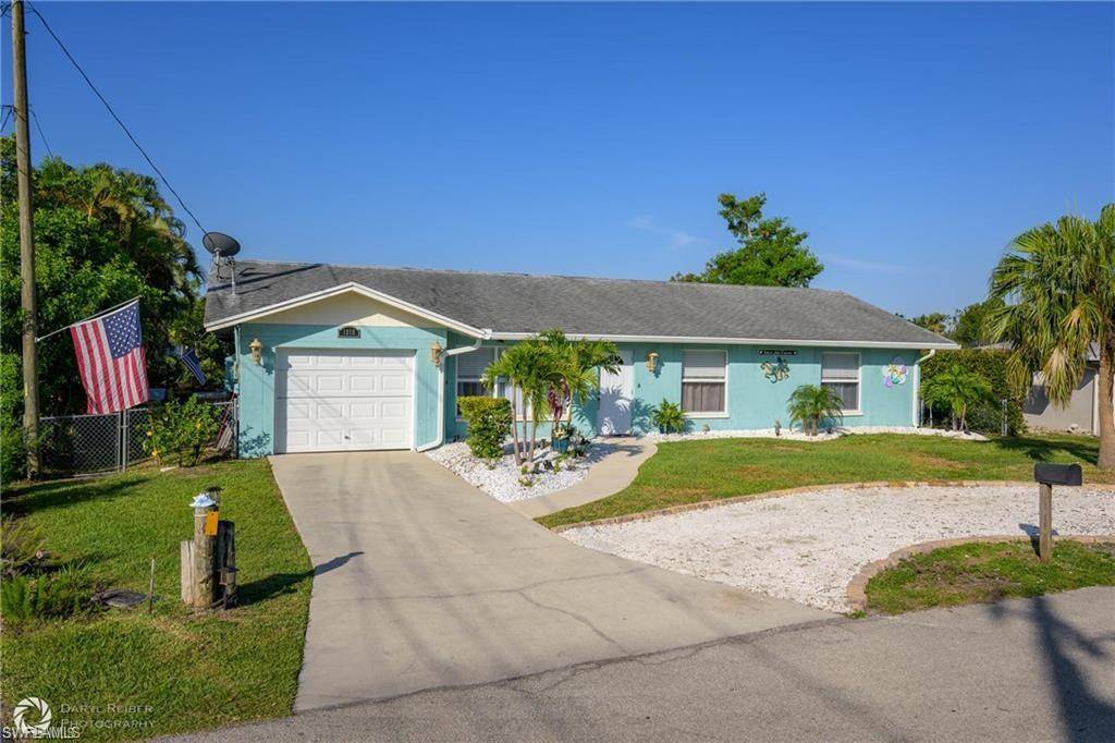 North Fort Myers, FL 33903,1303 Thompson ST