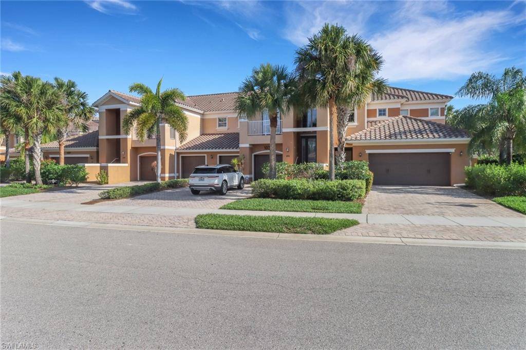 Fort Myers, FL 33913,10390 Glastonbury CIR #102