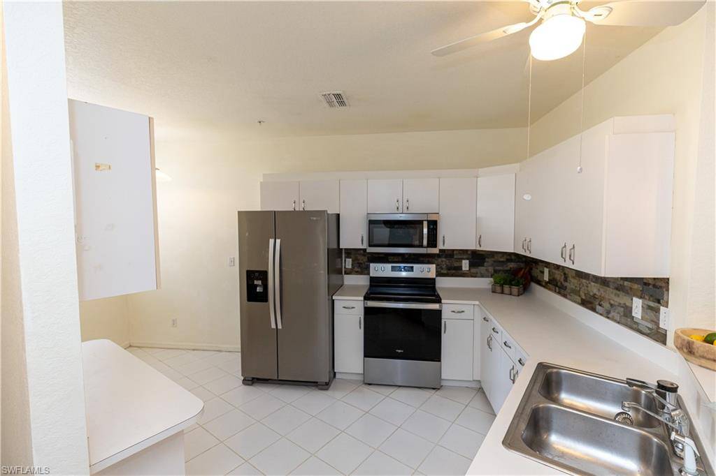 Fort Myers, FL 33913,12040 Summergate CIR #102
