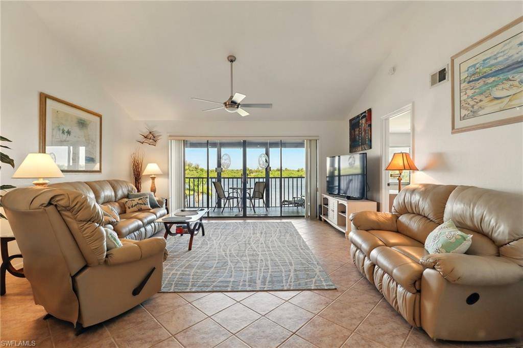 North Fort Myers, FL 33917,16000 Bay Pointe BLVD #307