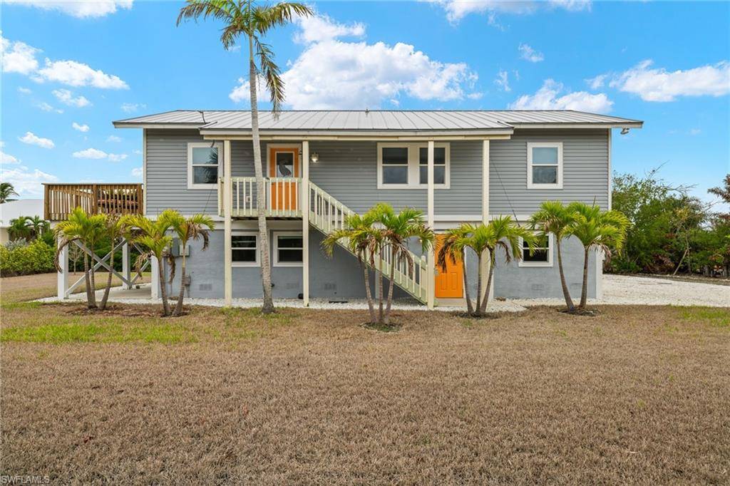 Sanibel, FL 33957,495 E Lake RD