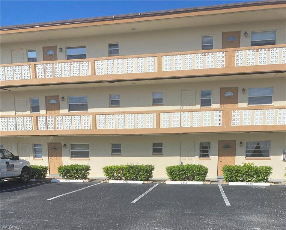 North Fort Myers, FL 33903,1516 tropic TER #1516