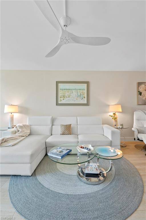Naples, FL 34102,460 Broad AVE S #H460