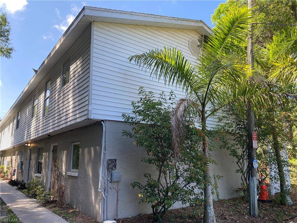 Fort Myers, FL 33916,3160 E Riverside DR #6
