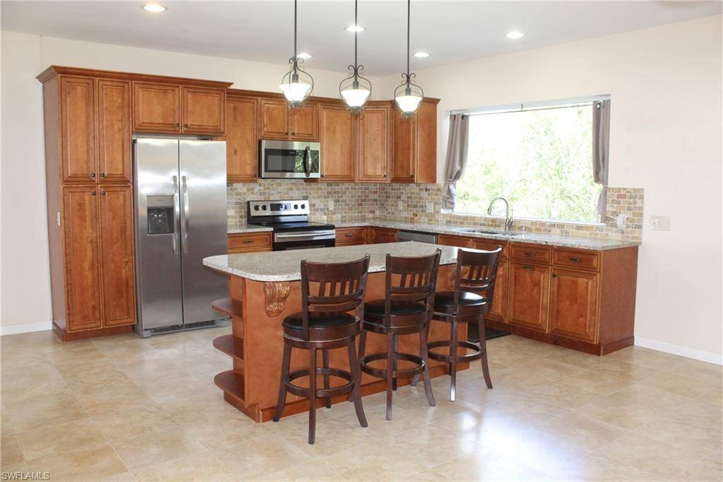 Bonita Springs, FL 34135,27181 Belle Rio DR