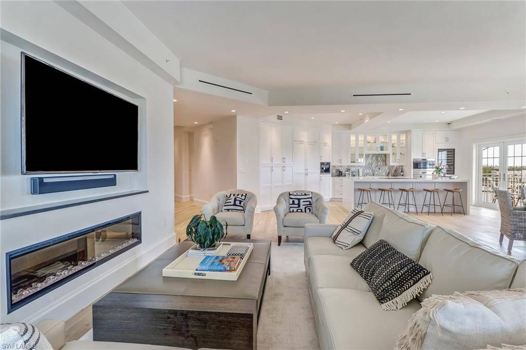 Naples, FL 34102,451 Bayfront PL #5507