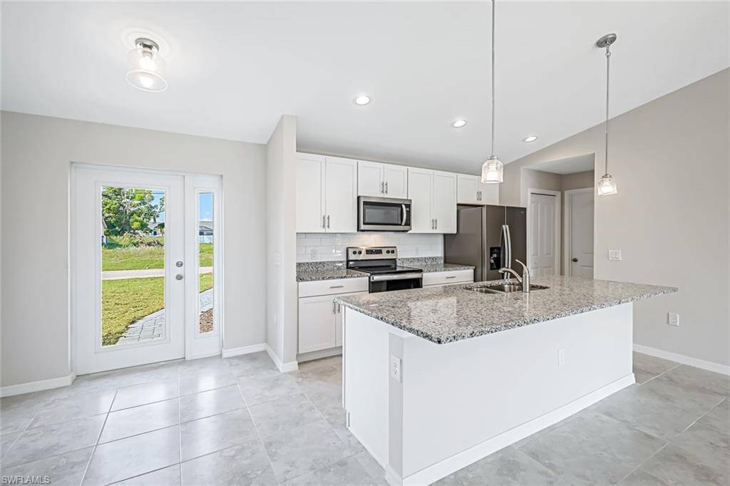 Cape Coral, FL 33909,4128 NE 10th AVE