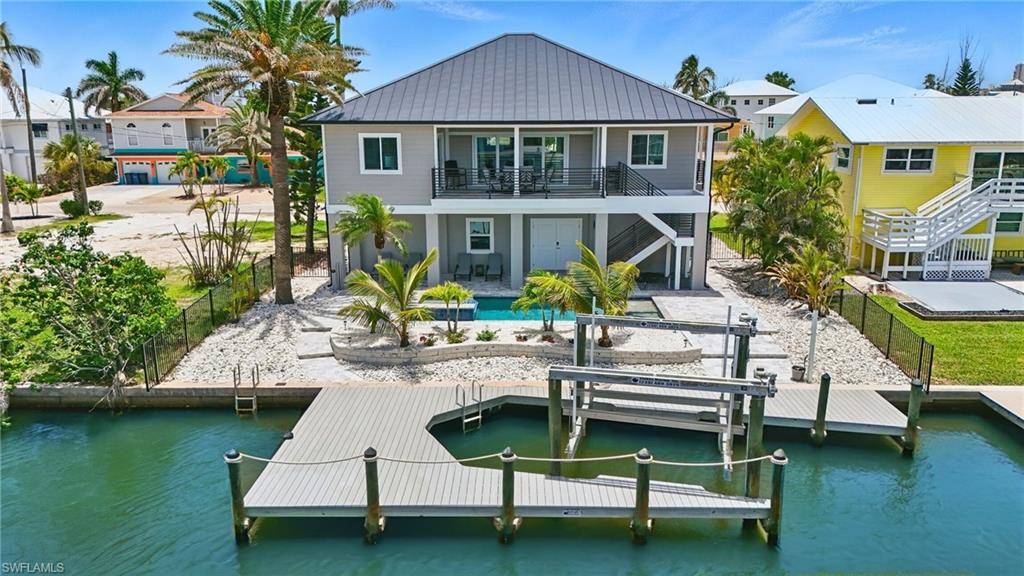 Fort Myers Beach, FL 33931,231 Flamingo ST