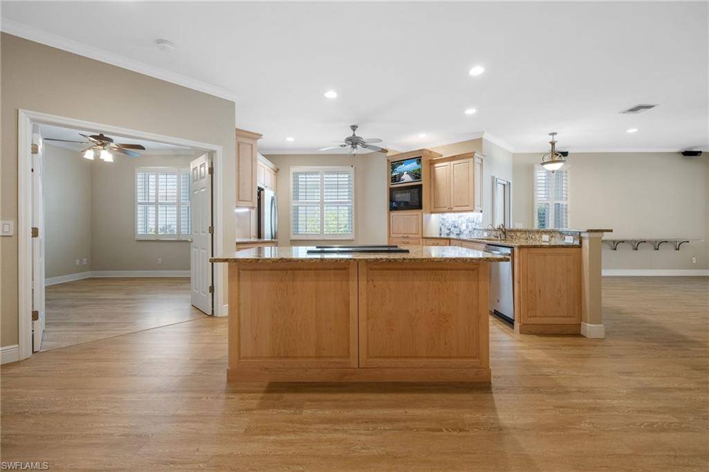 Fort Myers, FL 33907,13644 Gulf Breeze ST