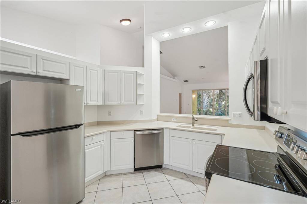 Naples, FL 34104,8196 Sanctuary DR #1