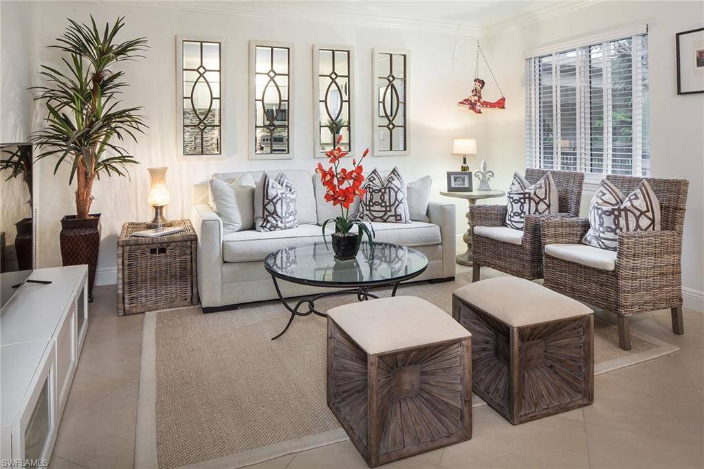 Naples, FL 34102,960 7th ST S #202