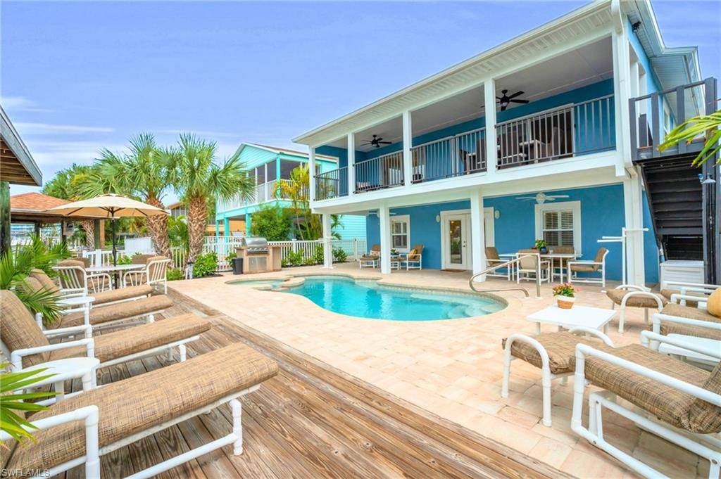 Fort Myers Beach, FL 33931,218 Primo DR