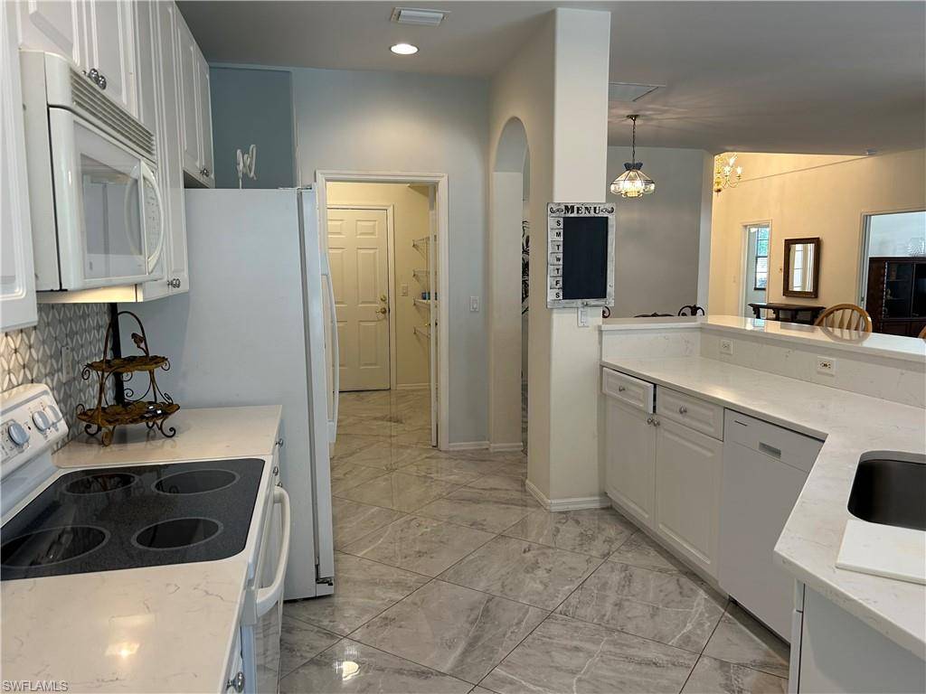 Estero, FL 33928,9888 Colonial WALK N