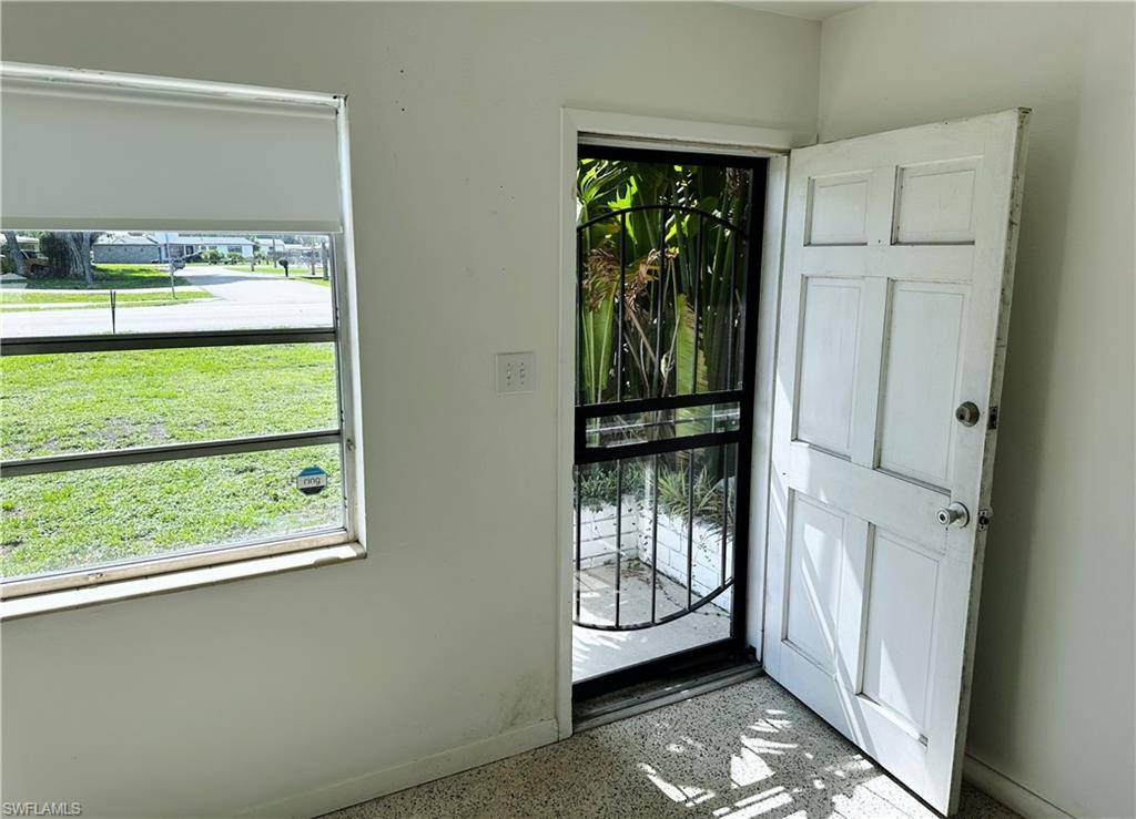 Fort Myers, FL 33901,4360 Deleon ST